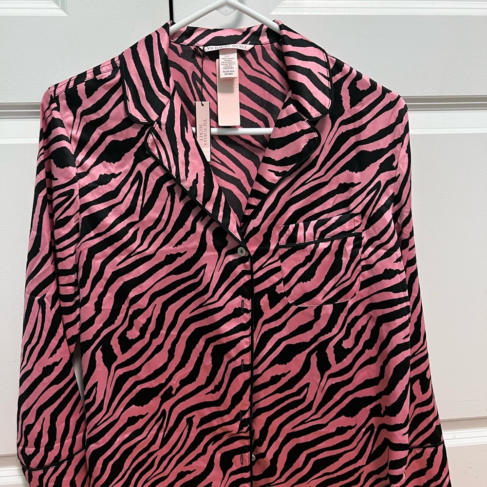 Victoria’s Secret women pajamas top. Size Xs - Picture 4 of 12